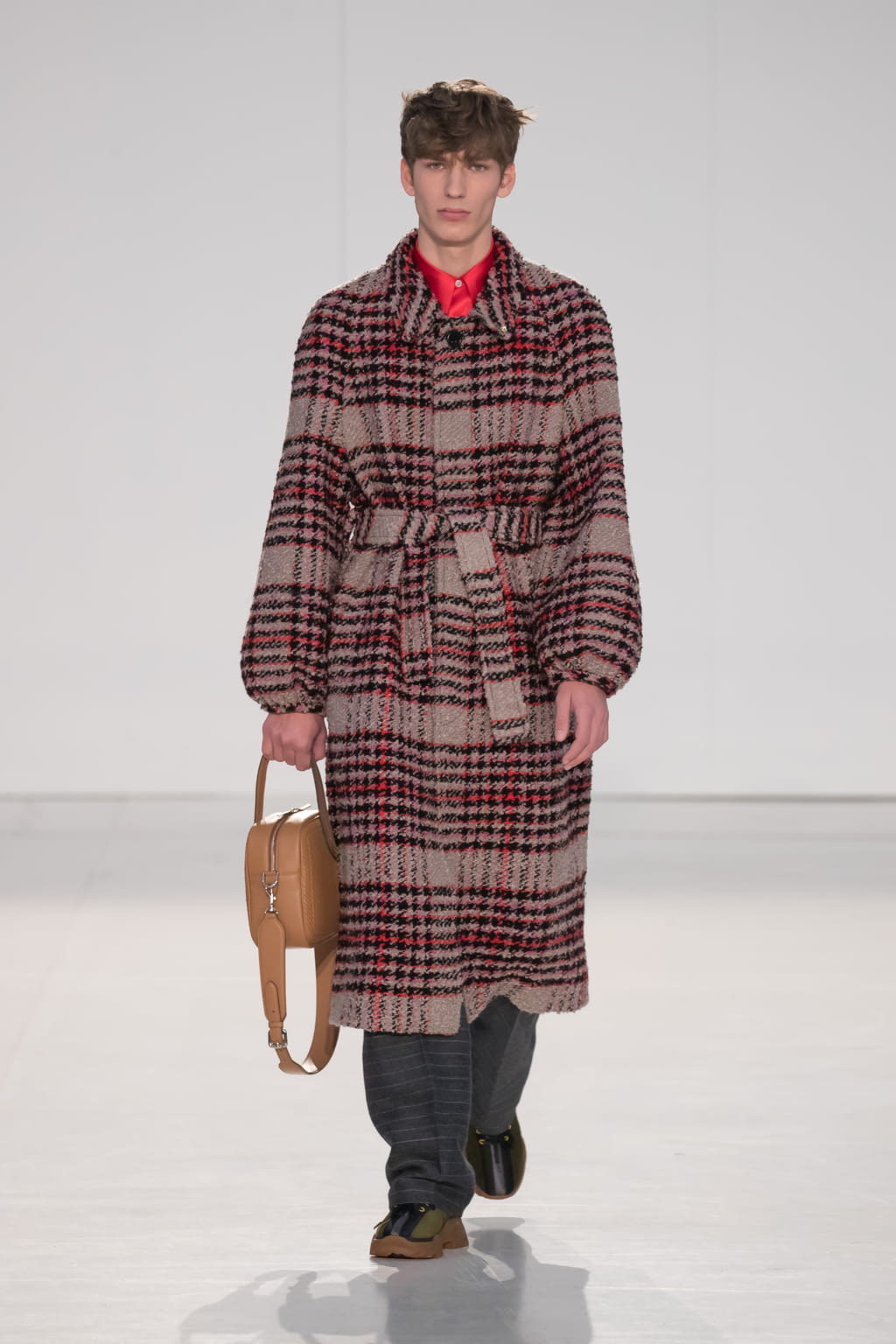 Fashion Week Milan Fall/Winter 2020 look 33 from the Marco de Vincenzo collection menswear