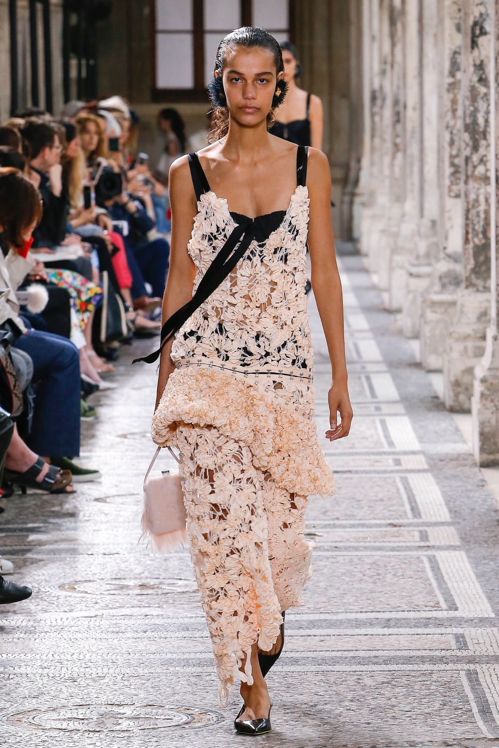 Fashion Week Paris Spring/Summer 2018 look 33 from the Proenza Schouler collection womenswear