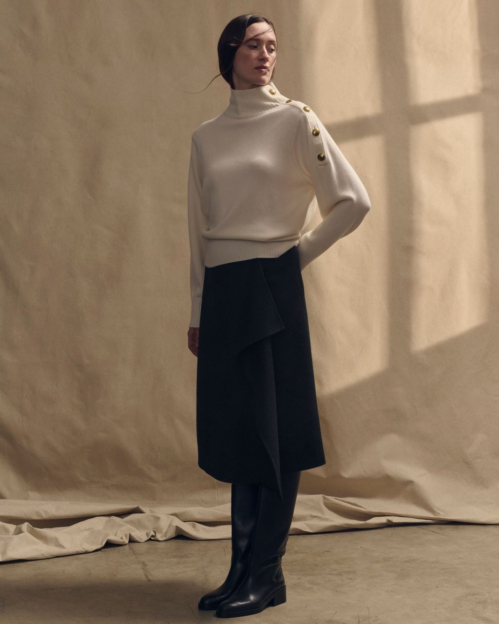 Fashion Week Paris Fall/Winter 2024 look 49 de la collection Eric Bompard womenswear