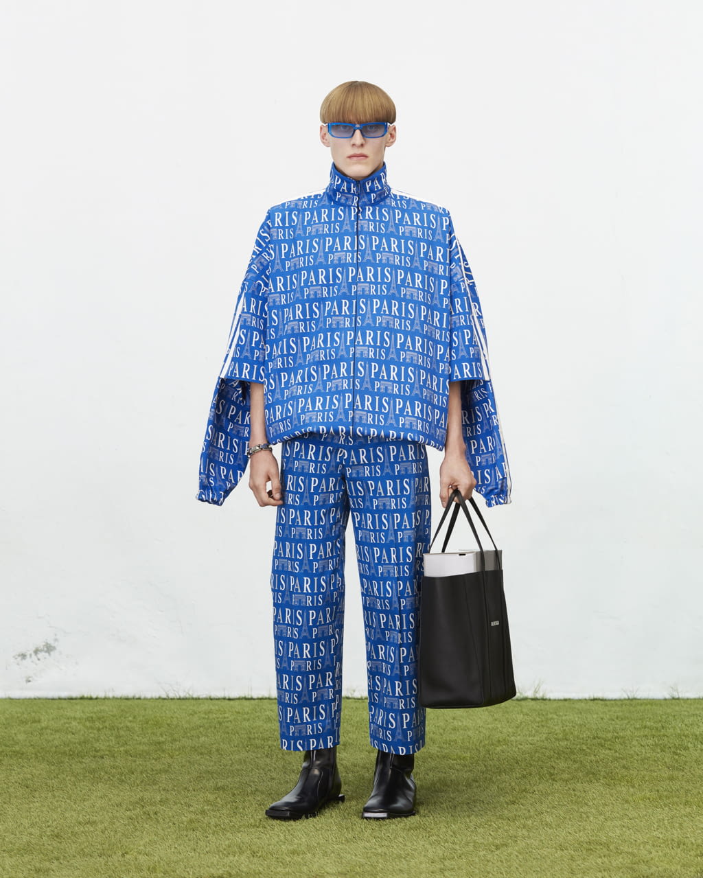 Fashion Week Paris Resort 2020 look 34 from the Balenciaga collection 女装