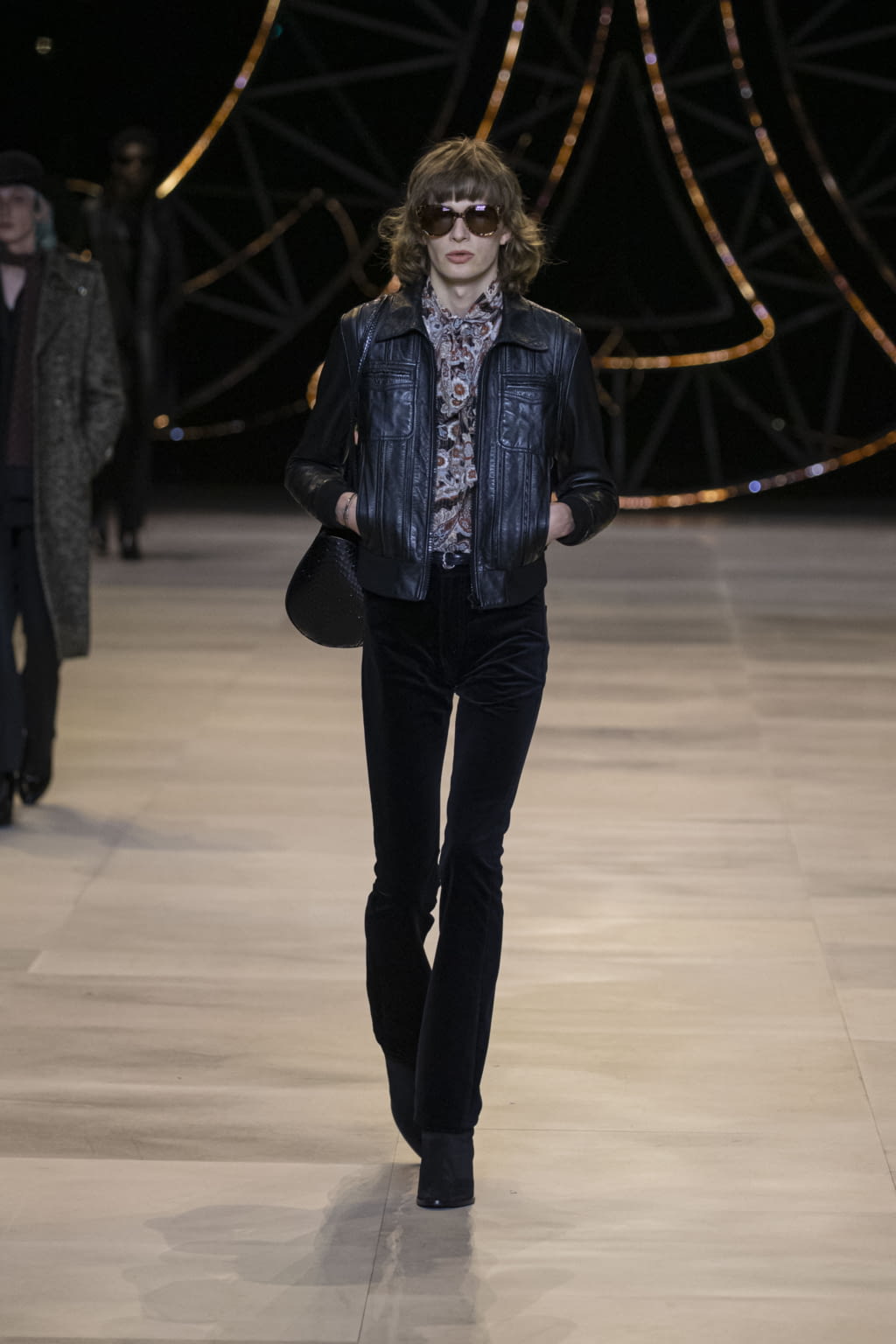 Fashion Week Paris Fall/Winter 2020 look 34 from the Celine collection 女装
