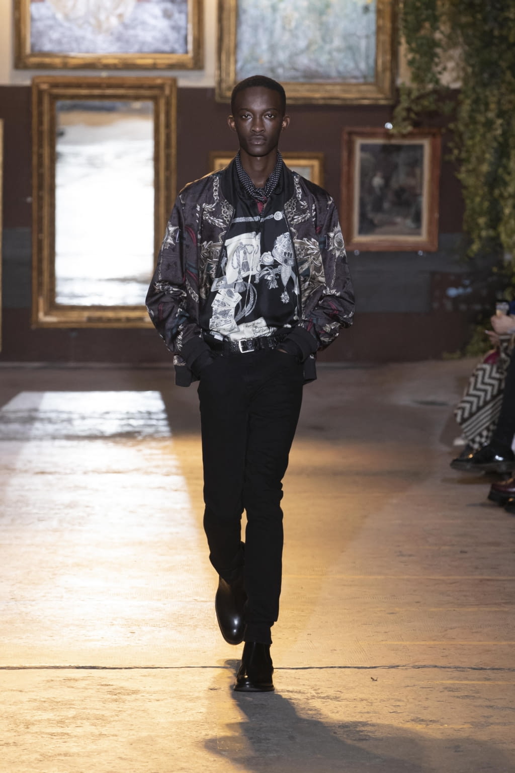 Fashion Week Milan Fall/Winter 2020 look 34 from the Etro collection menswear