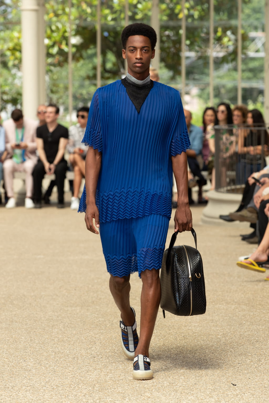 Fashion Week Florence Spring/Summer 2020 look 34 from the Marco de Vincenzo collection 男装