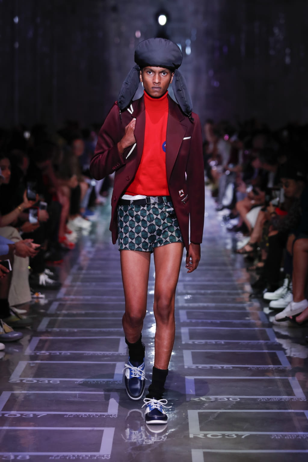 Fashion Week Milan Spring/Summer 2019 look 34 from the Prada collection menswear