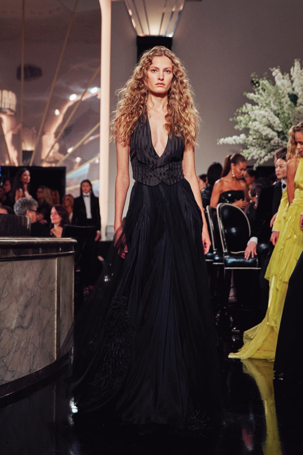 Fashion Week New York Fall/Winter 2019 look 35 from the Ralph Lauren collection 女装