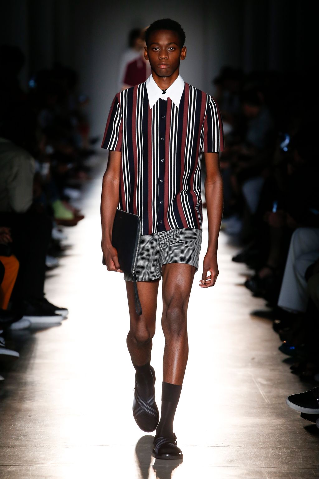 Fashion Week Milan Spring/Summer 2018 look 35 de la collection Ports 1961 menswear