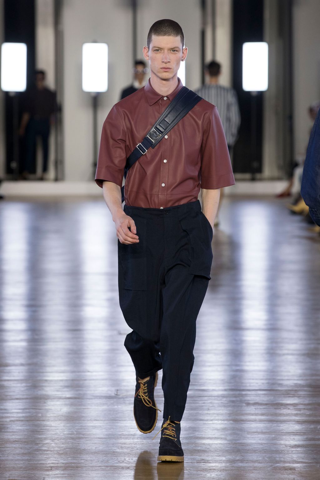 Fashion Week Paris Spring/Summer 2018 look 35 from the Cerruti 1881 collection menswear