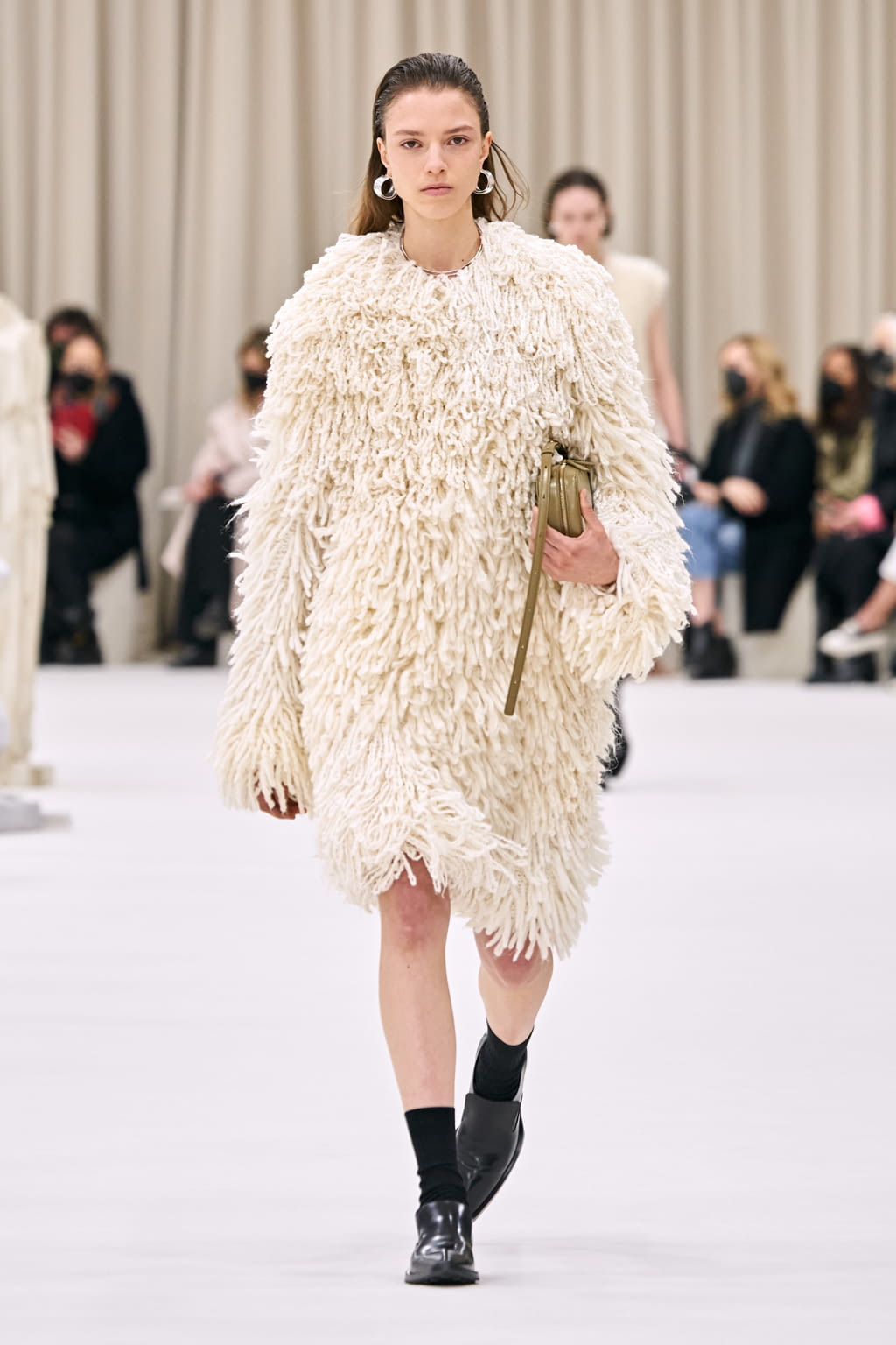 Fashion Week Milan Fall/Winter 2022 look 35 from the Jil Sander collection womenswear