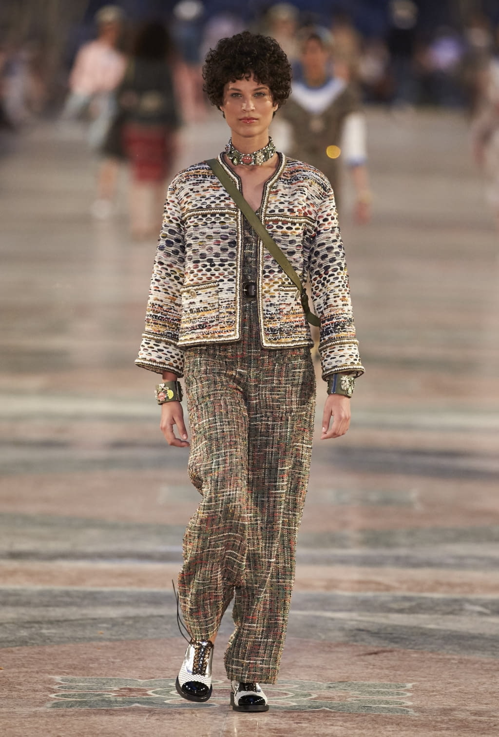 Fashion Week Paris Resort 2017 look 35 from the Chanel collection womenswear