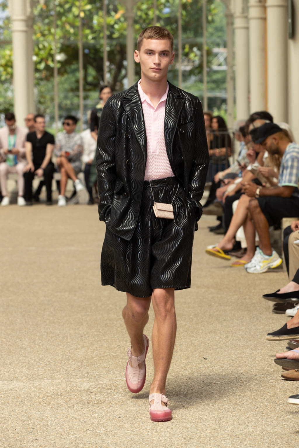 Fashion Week Florence Spring/Summer 2020 look 36 from the Marco de Vincenzo collection 男装