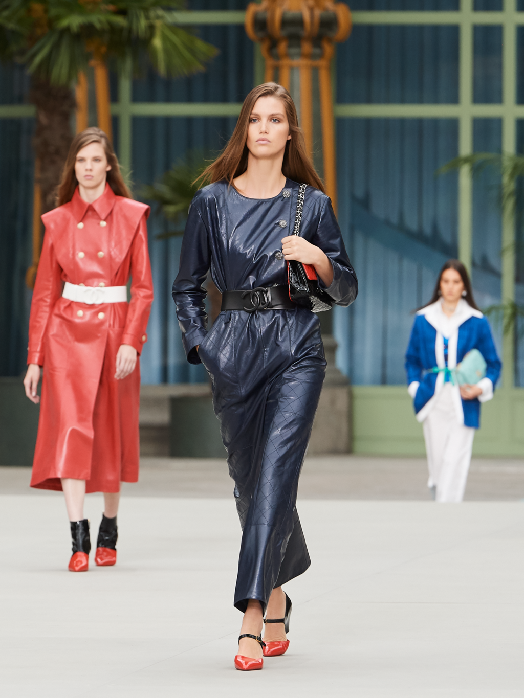 Fashion Week Paris Resort 2020 look 36 from the Chanel collection womenswear