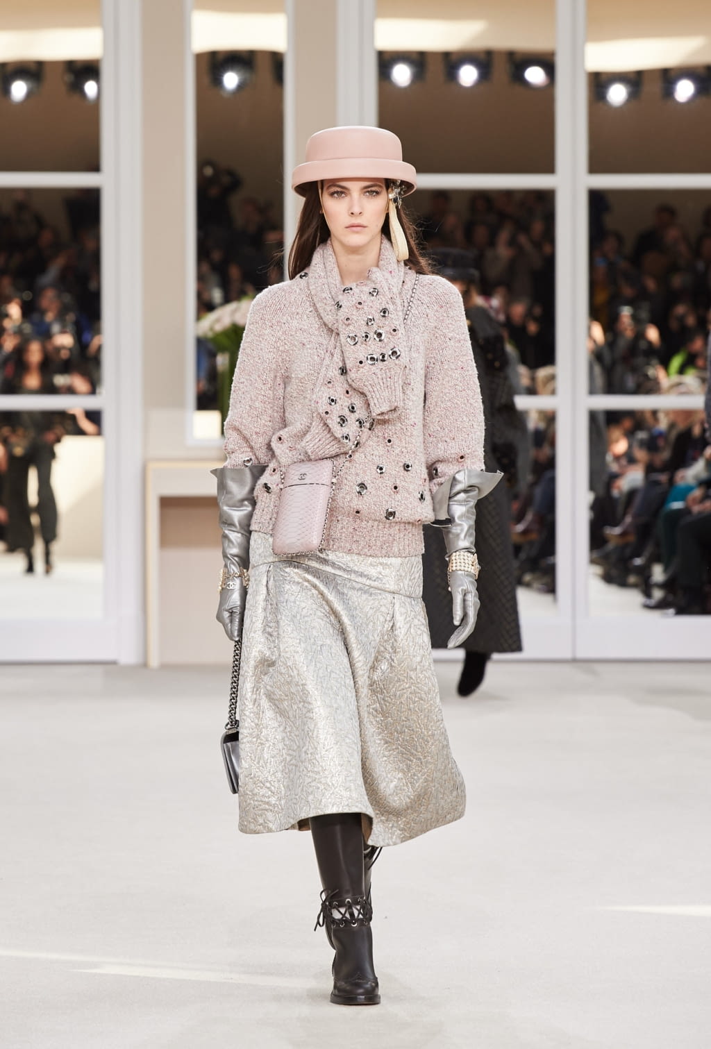 Fashion Week Paris Fall/Winter 2016 look 36 from the Chanel collection 女装