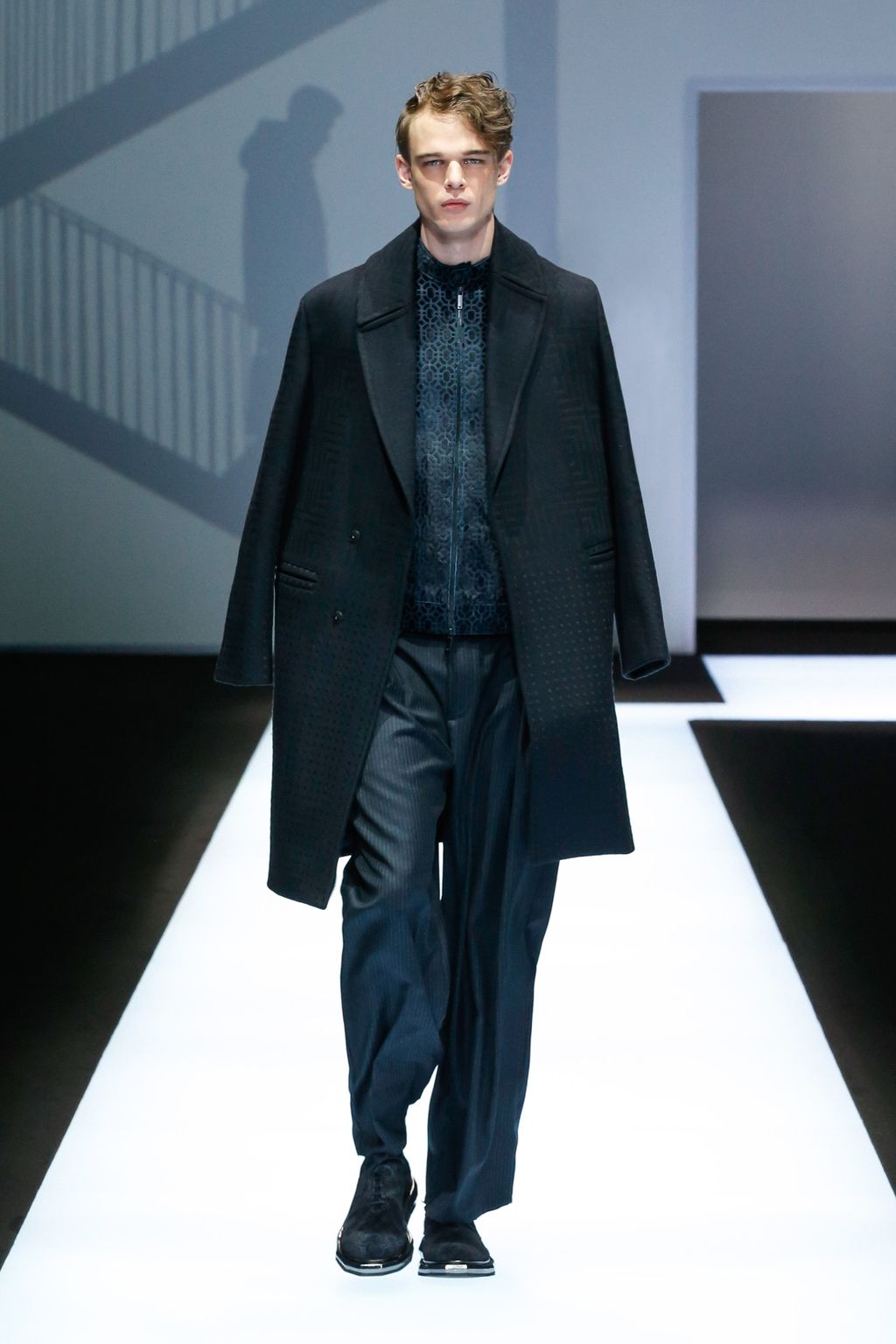 Fashion Week Milan Fall/Winter 2017 look 36 from the Emporio Armani collection 男装