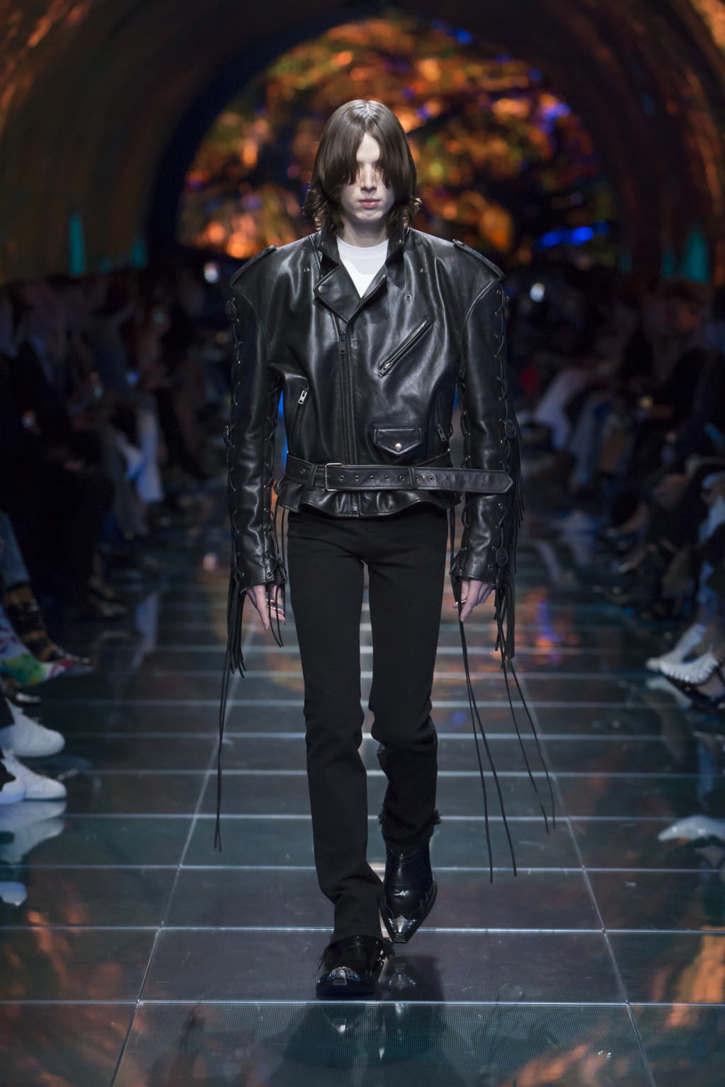 Fashion Week Paris Spring/Summer 2019 look 35 de la collection Balenciaga menswear