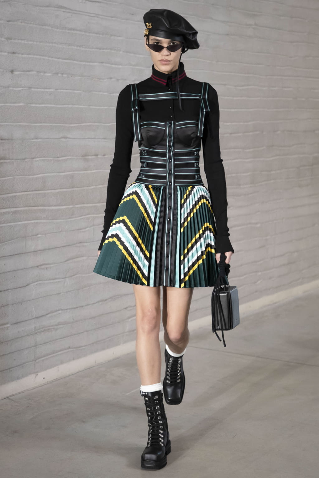 Fashion Week Milan Fall/Winter 2021 look 36 de la collection Philosophy di Lorenzo Serafini womenswear