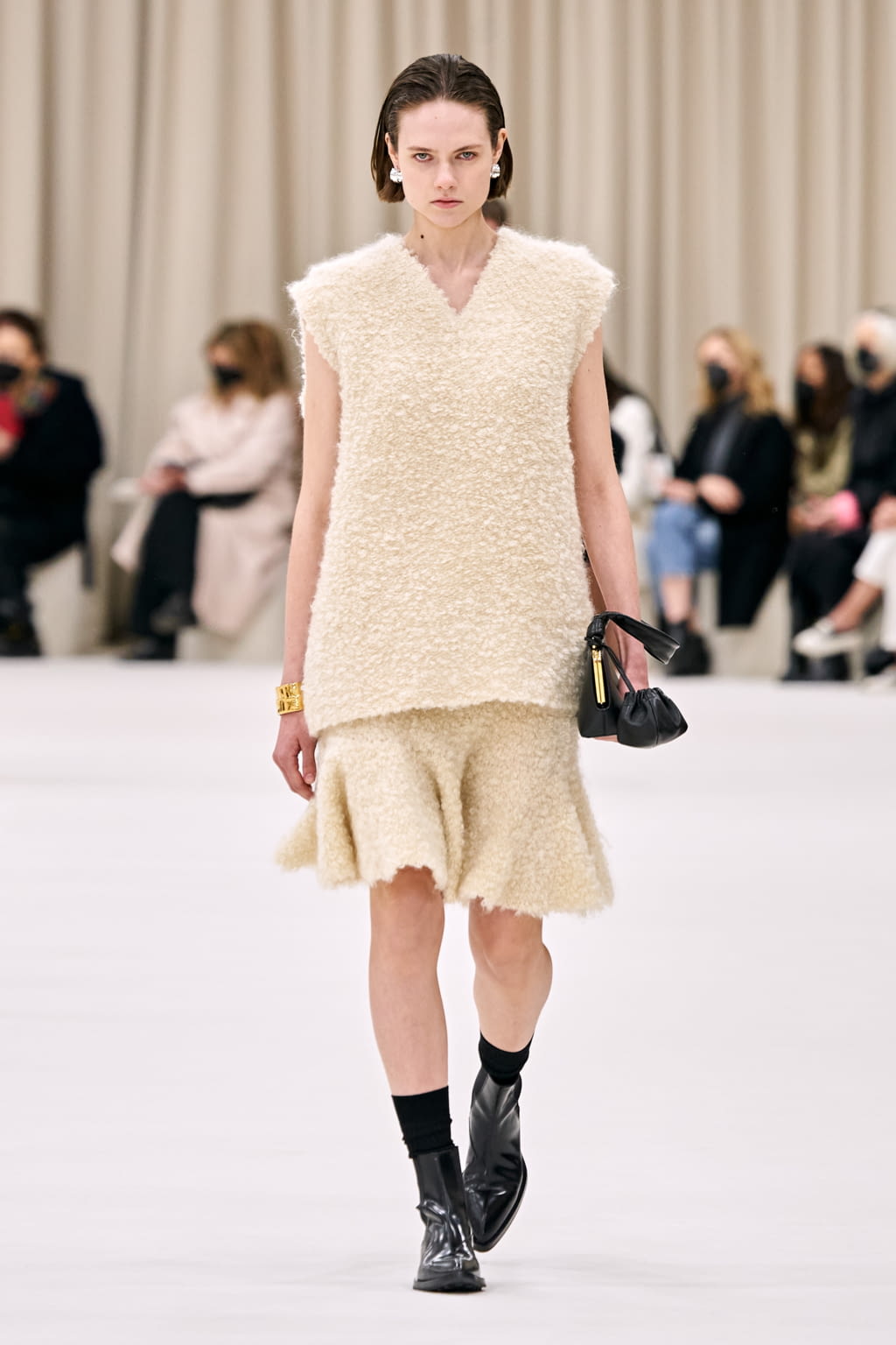 Fashion Week Milan Fall/Winter 2022 look 36 from the Jil Sander collection womenswear