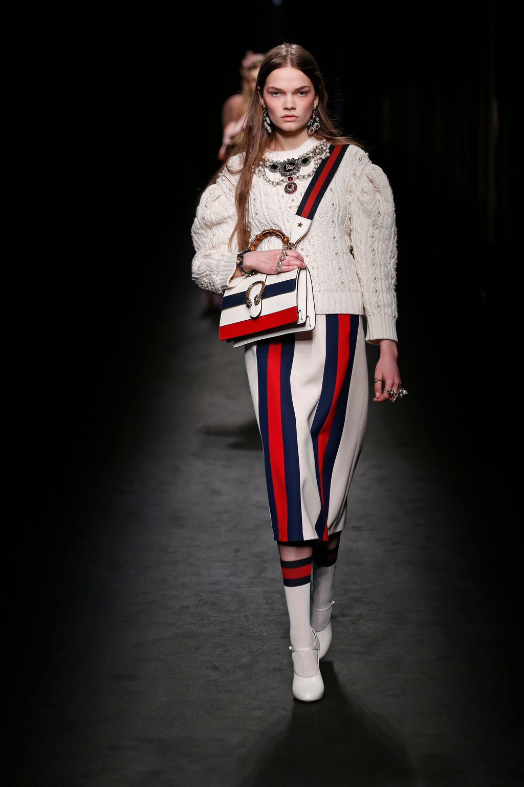 Fashion Week Milan Fall/Winter 2016 look 36 from the Gucci collection 女装