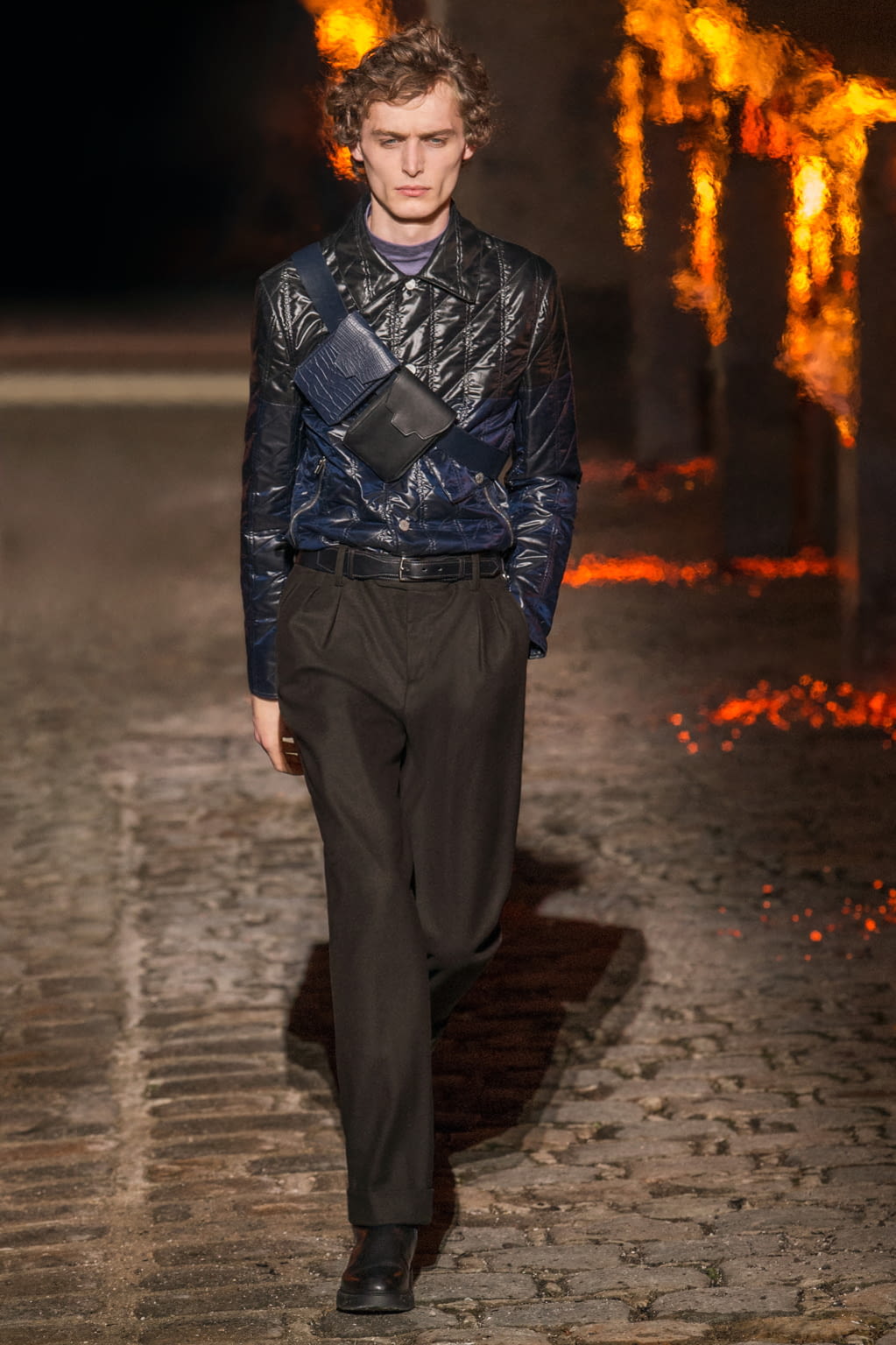 Fashion Week Paris Fall/Winter 2018 look 36 from the Hermès collection 男装