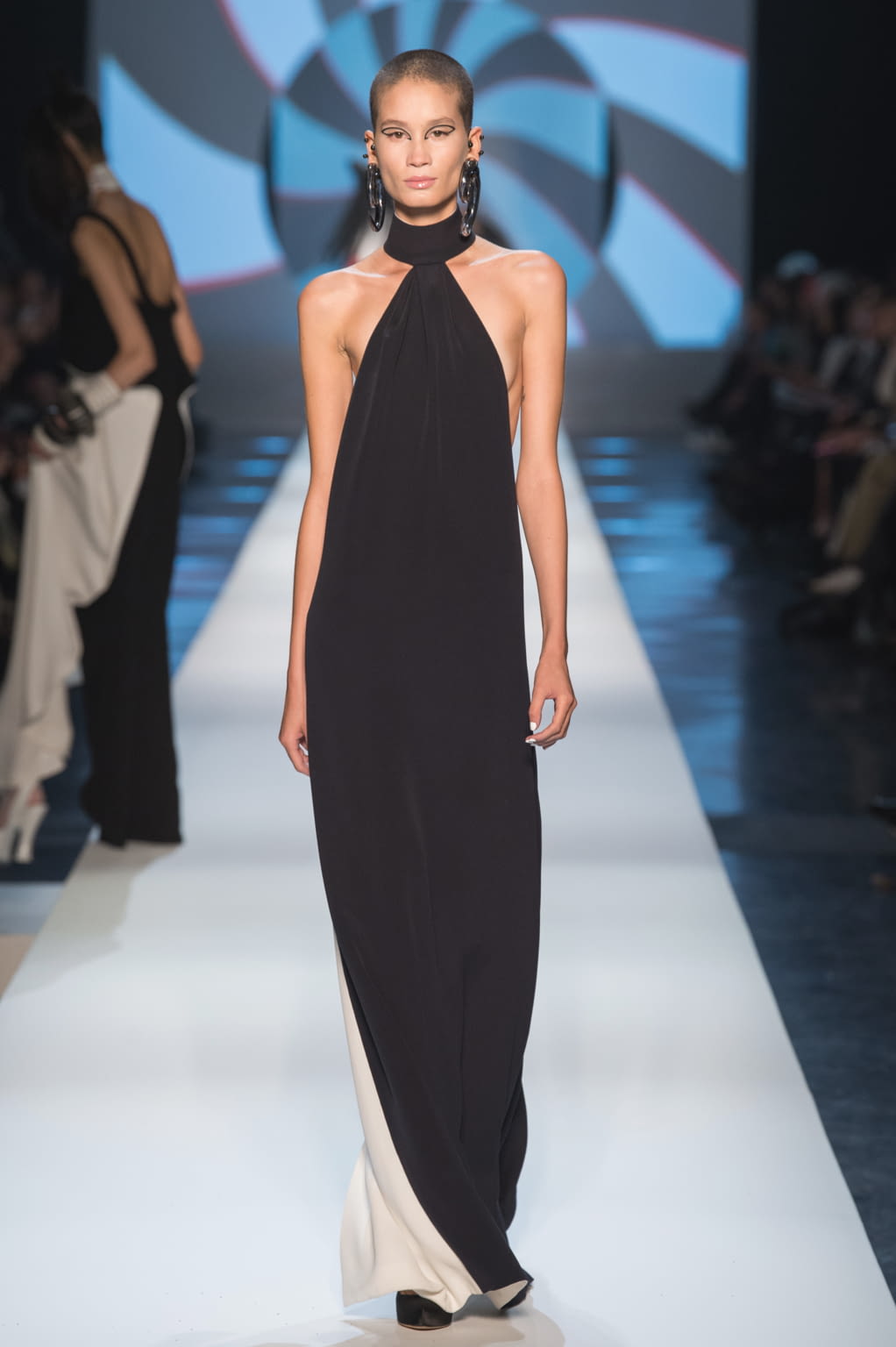 Fashion Week Paris Spring/Summer 2018 look 37 de la collection Jean Paul Gaultier couture
