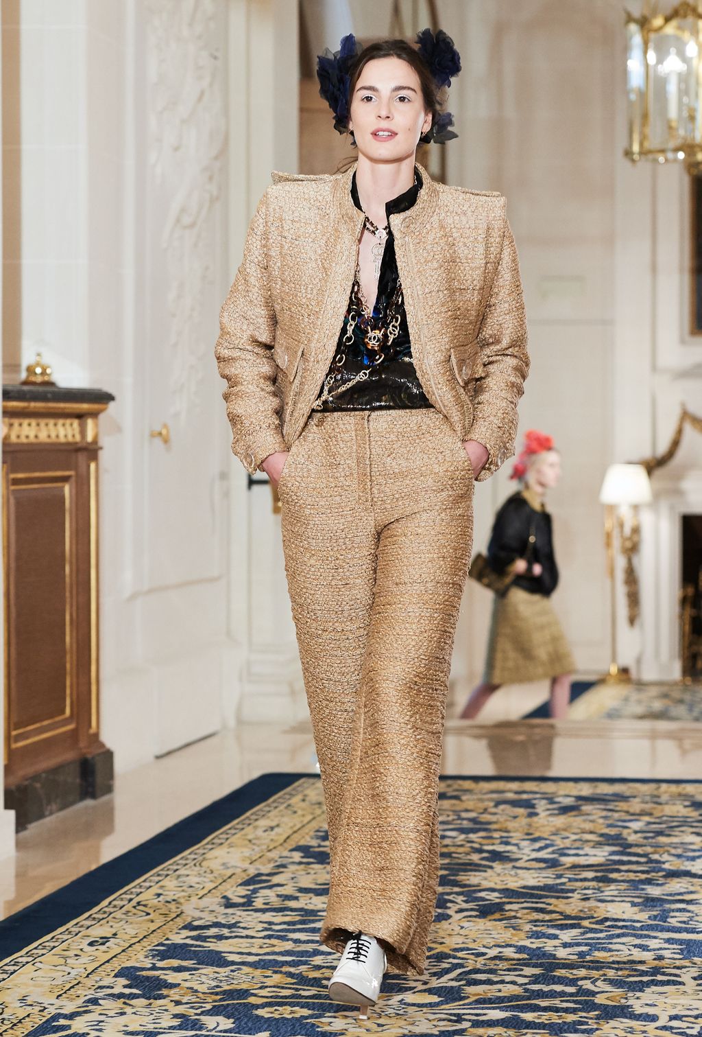 Fashion Week Paris Pre-Fall 2017 look 37 from the Chanel collection womenswear