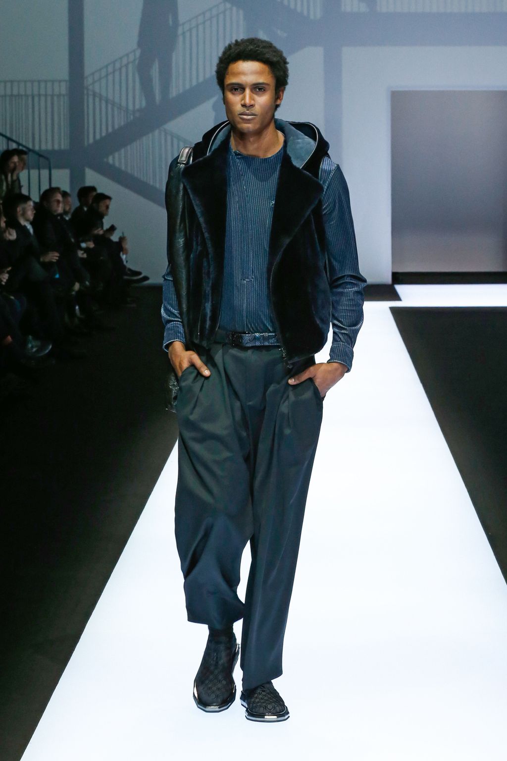 Fashion Week Milan Fall/Winter 2017 look 37 from the Emporio Armani collection menswear