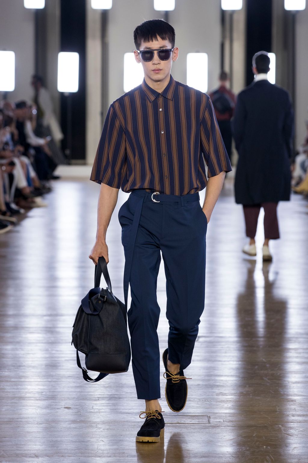 Fashion Week Paris Spring/Summer 2018 look 37 from the Cerruti 1881 collection menswear