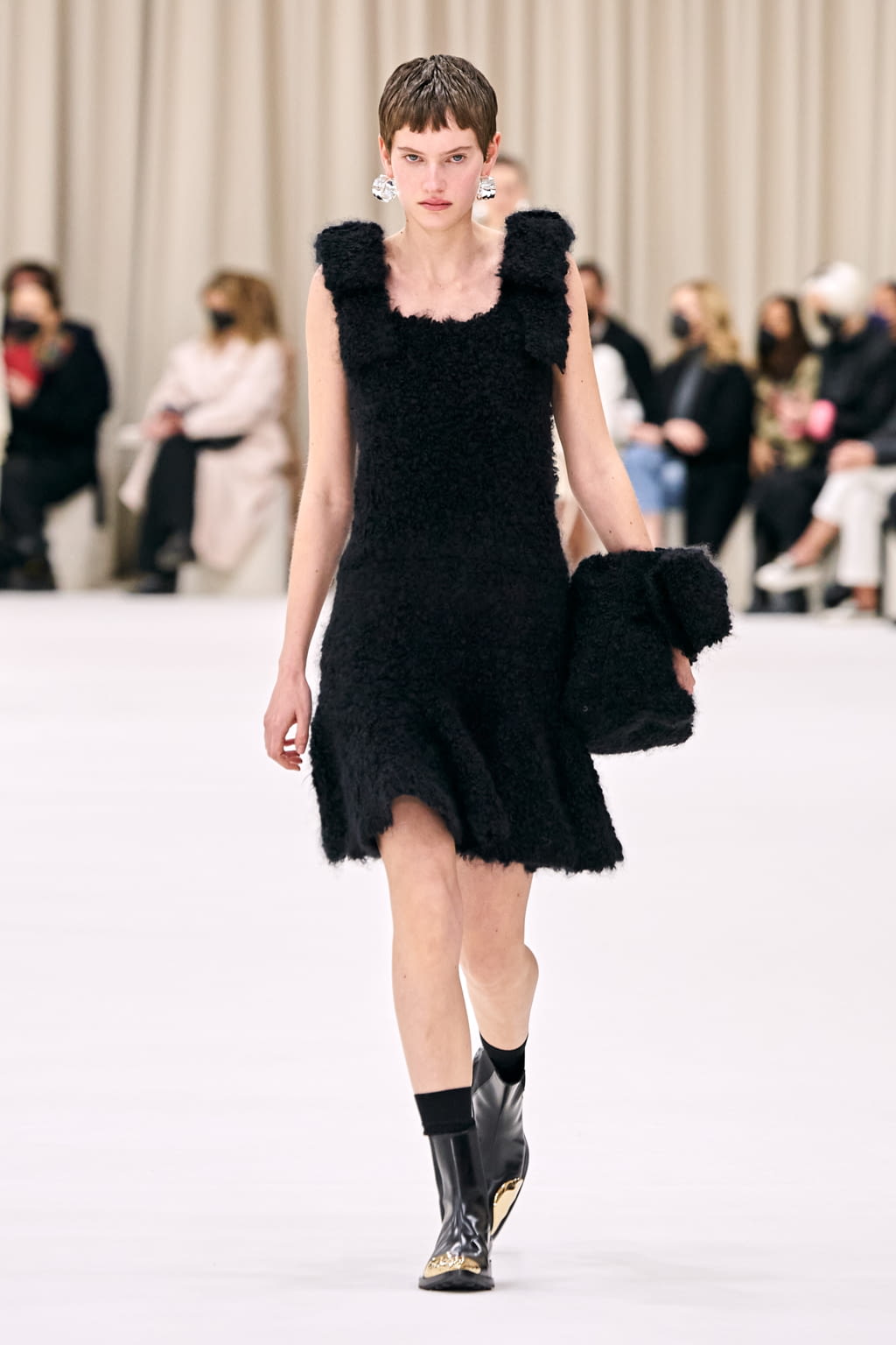 Fashion Week Milan Fall/Winter 2022 look 37 from the Jil Sander collection womenswear