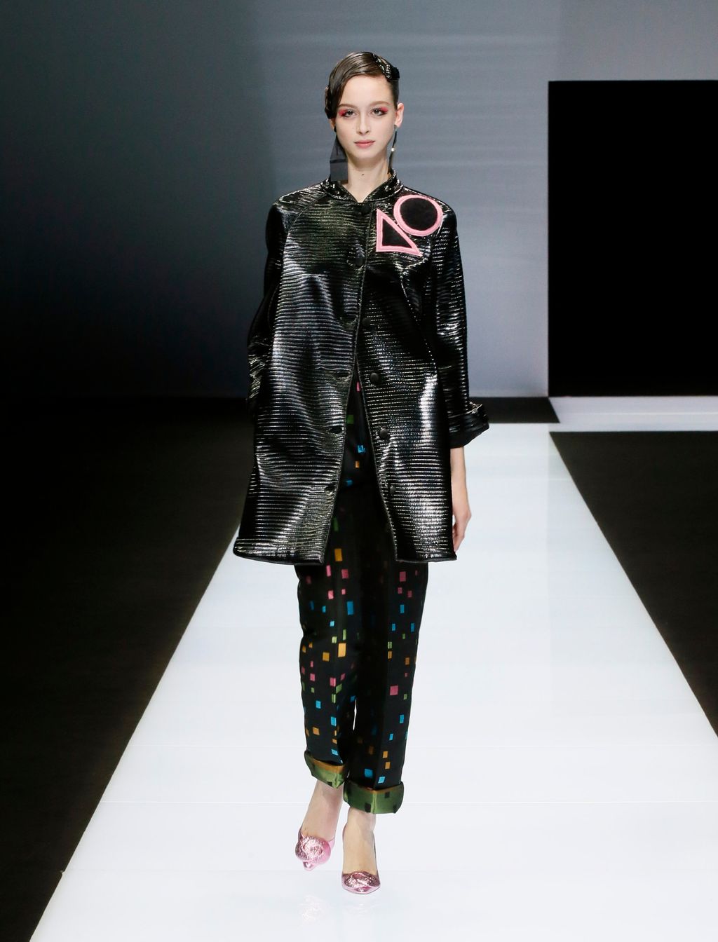 Fashion Week Milan Fall/Winter 2016 look 37 from the Emporio Armani collection 女装