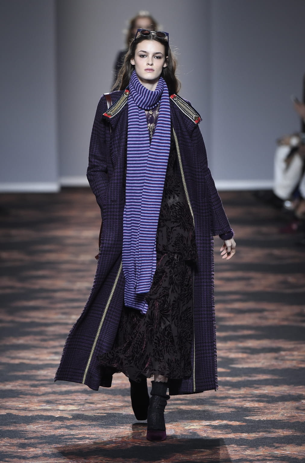 Fashion Week Milan Fall/Winter 2016 look 37 from the Etro collection 女装