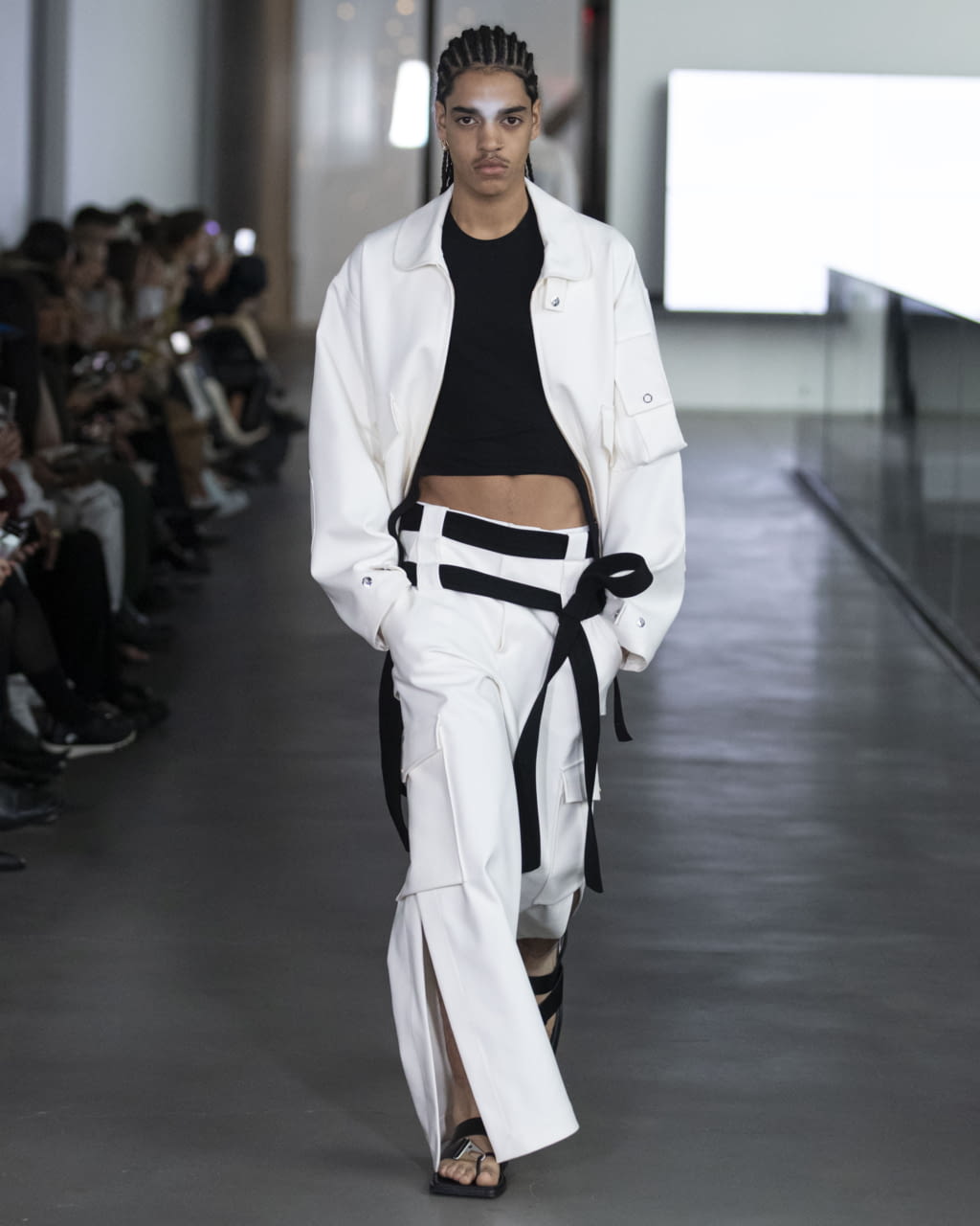 Fashion Week New York Fall/Winter 2020 look 37 de la collection Dion Lee womenswear