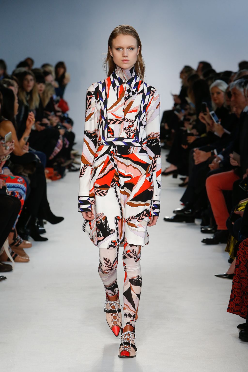 Fashion Week Milan Fall/Winter 2016 look 37 from the Pucci collection womenswear