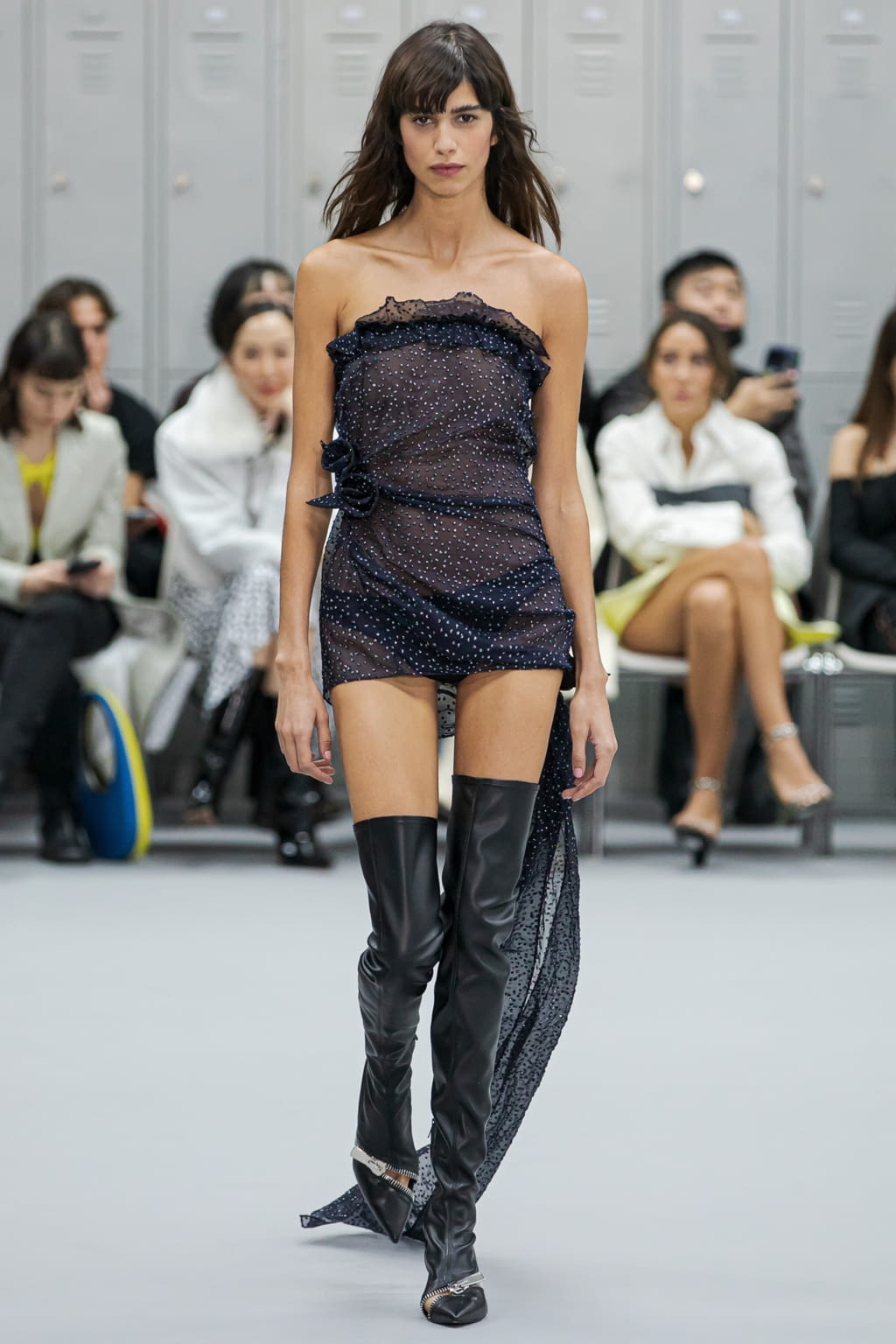 Fashion Week Paris Fall/Winter 2022 look 38 from the Coperni collection womenswear