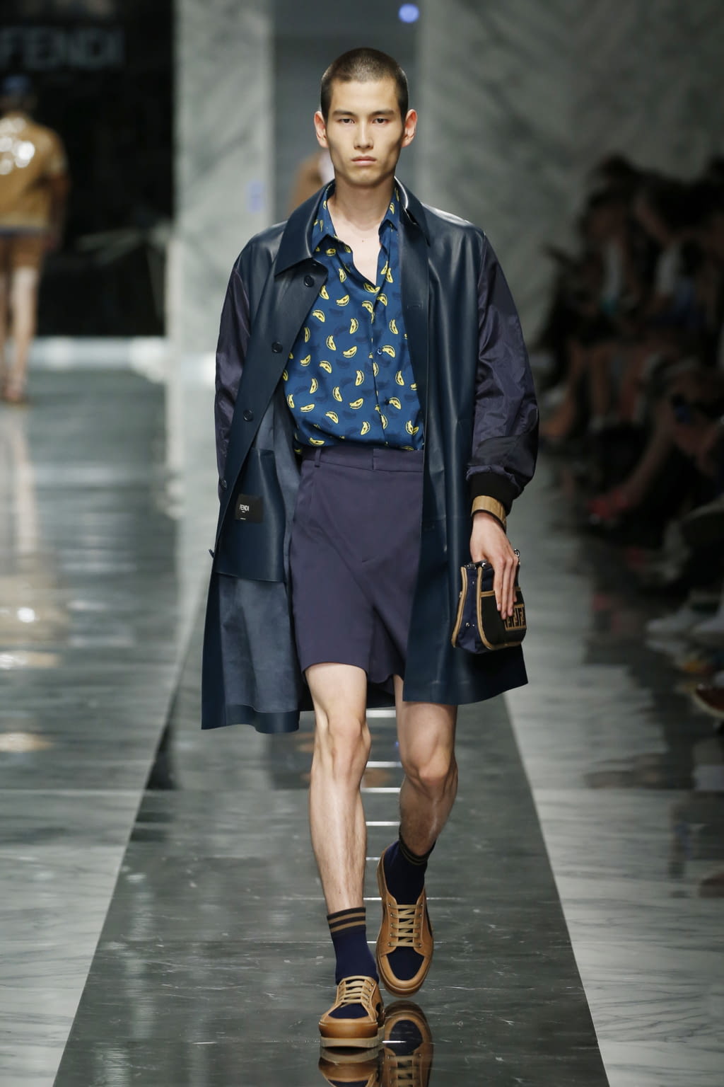 Fashion Week Milan Spring/Summer 2018 look 38 from the Fendi collection 男装