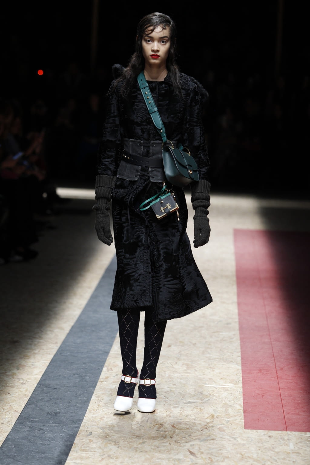 Fashion Week Milan Fall/Winter 2016 look 38 from the Prada collection womenswear