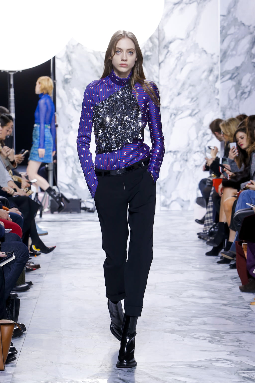 Fashion Week Paris Fall/Winter 2016 look 39 from the Carven collection womenswear