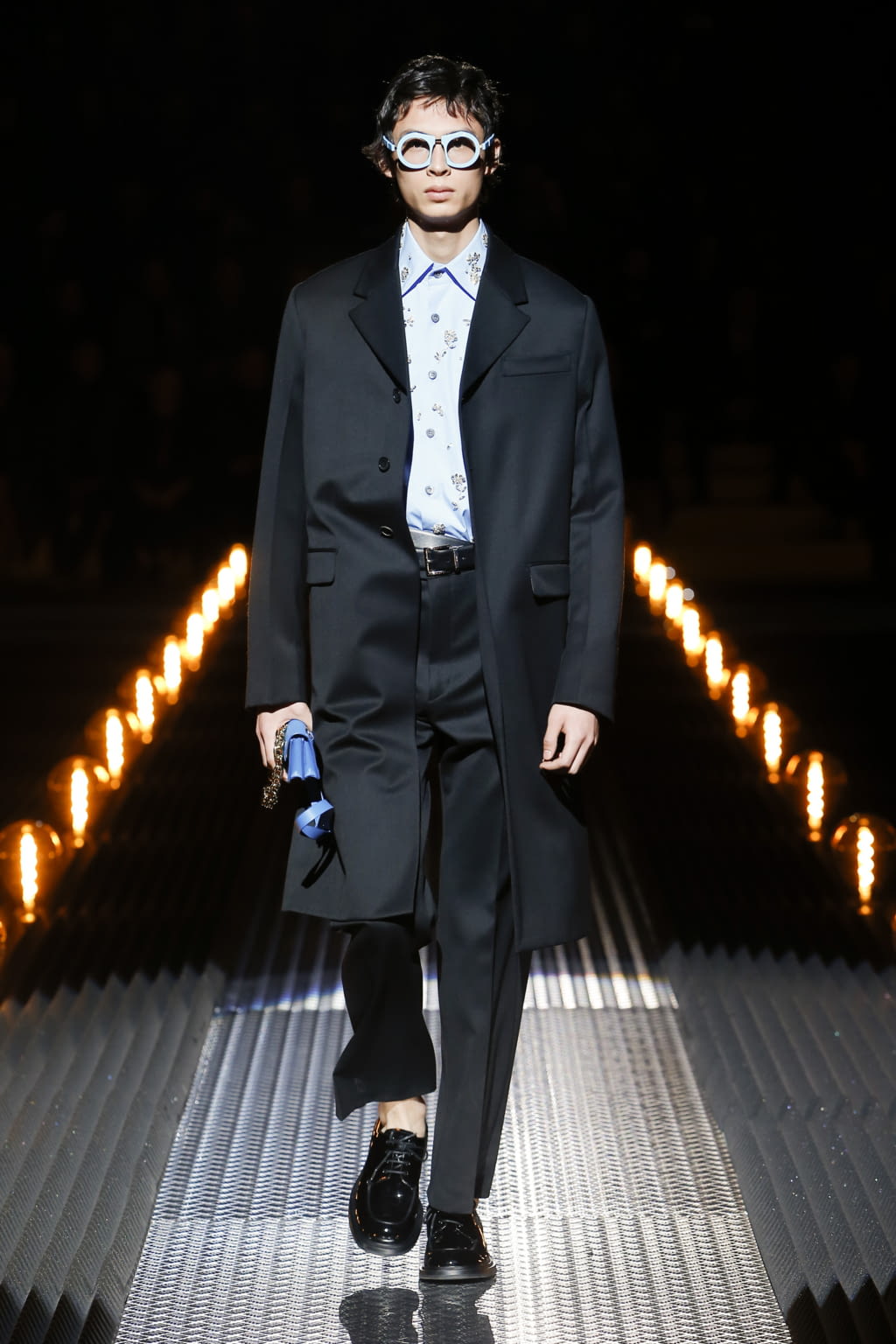 Fashion Week Milan Fall/Winter 2019 look 39 from the Prada collection 男装