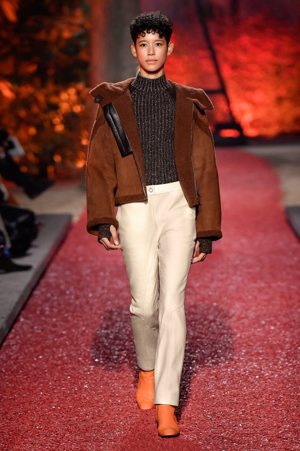 Fashion Week Paris Fall/Winter 2018 look 39 from the Hermès collection womenswear