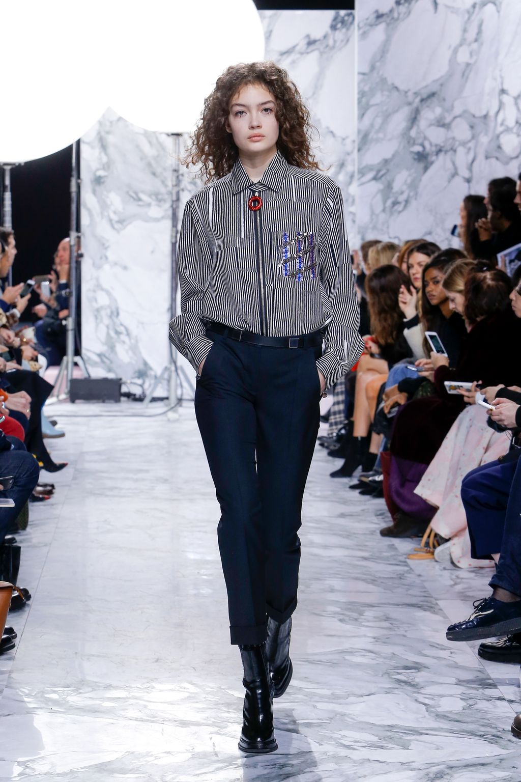 Fashion Week Paris Fall/Winter 2016 look 4 from the Carven collection womenswear