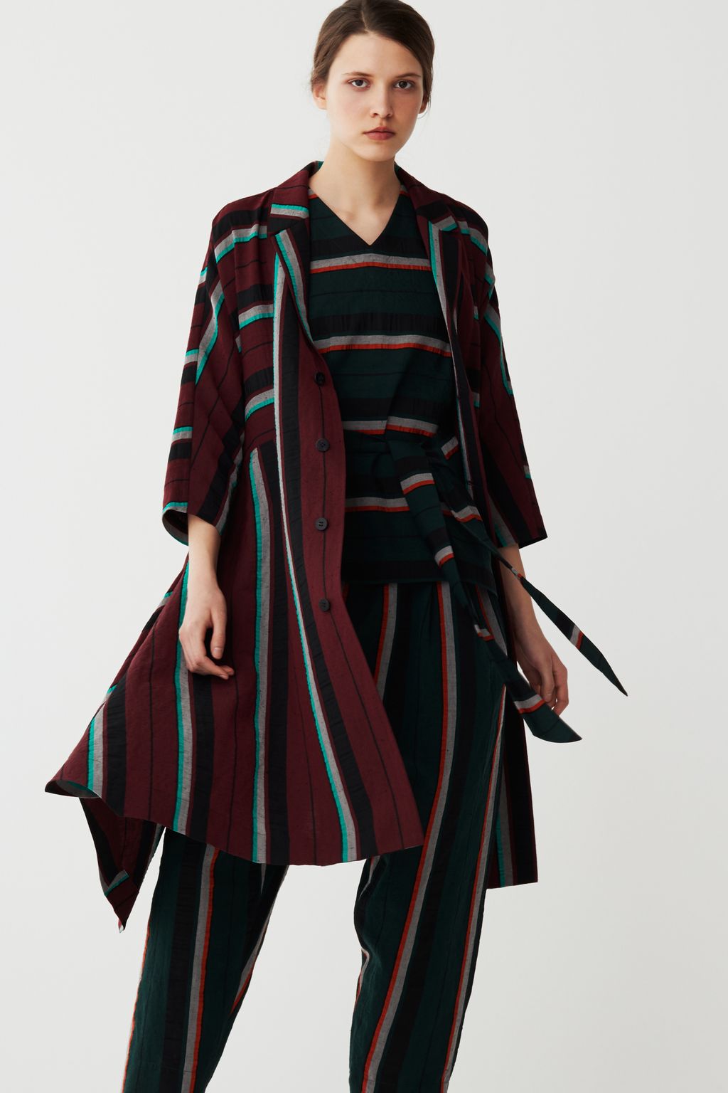 Fashion Week Paris Pre-Fall 2017 look 4 from the Issey Miyake collection womenswear