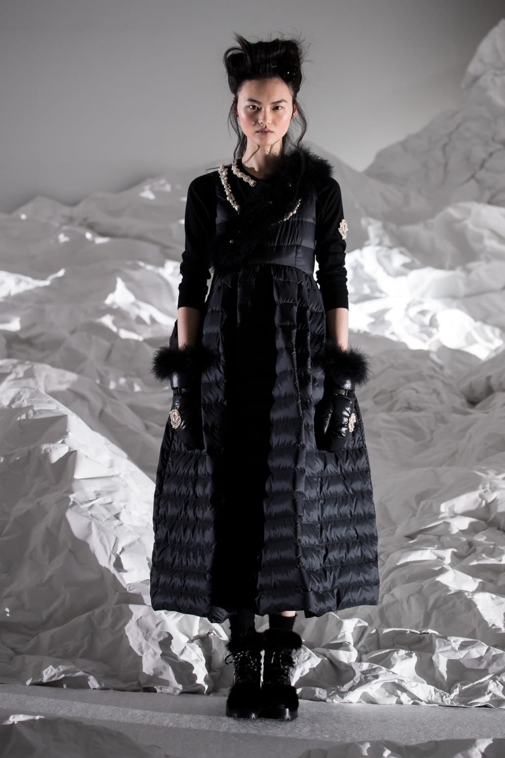 Fashion Week Milan Fall/Winter 2018 look 122 from the Moncler Genius collection 女装
