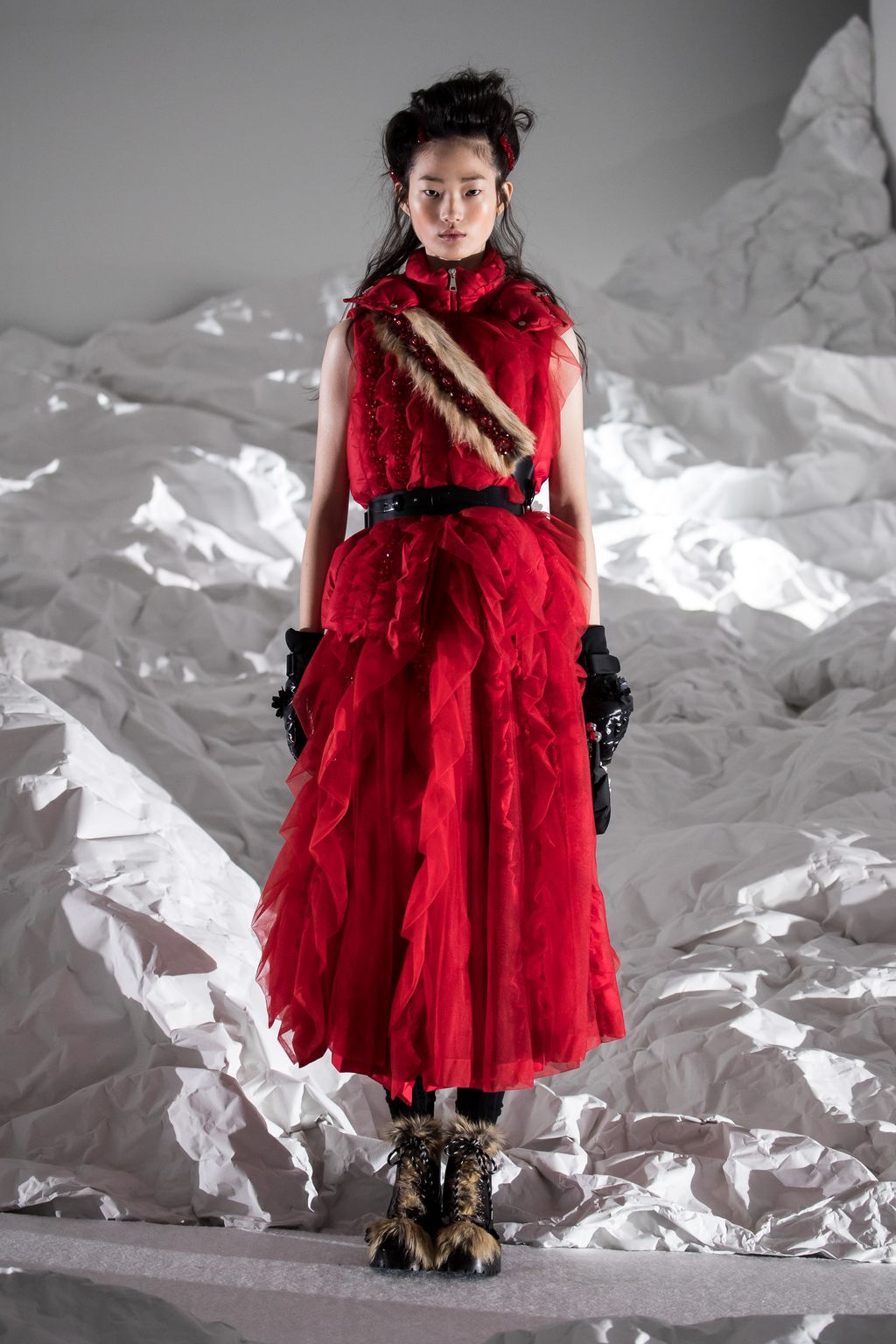 Fashion Week Milan Fall/Winter 2018 look 139 from the Moncler Genius collection 女装