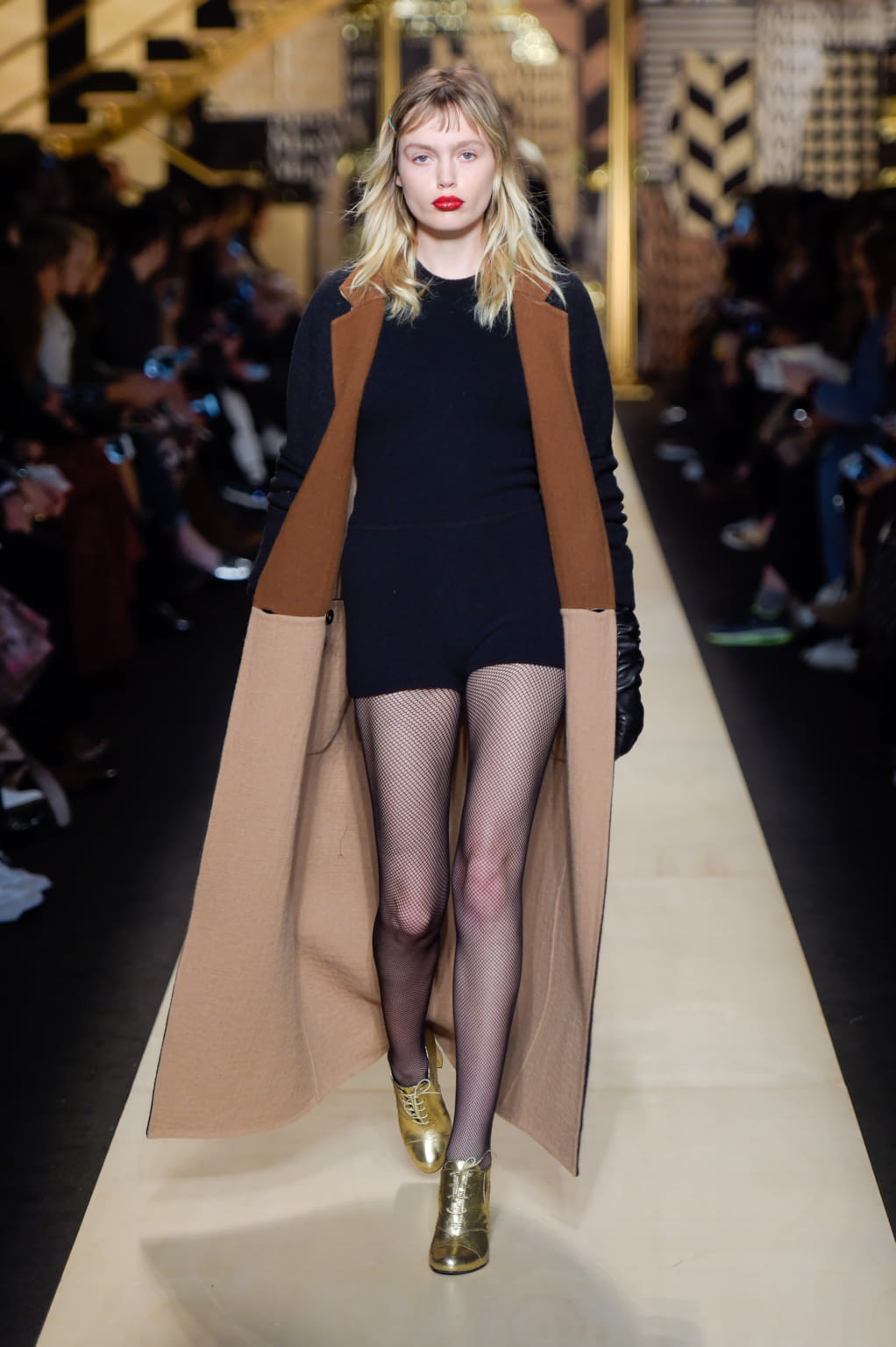 Fashion Week Milan Fall/Winter 2016 look 40 from the Max Mara collection 女装