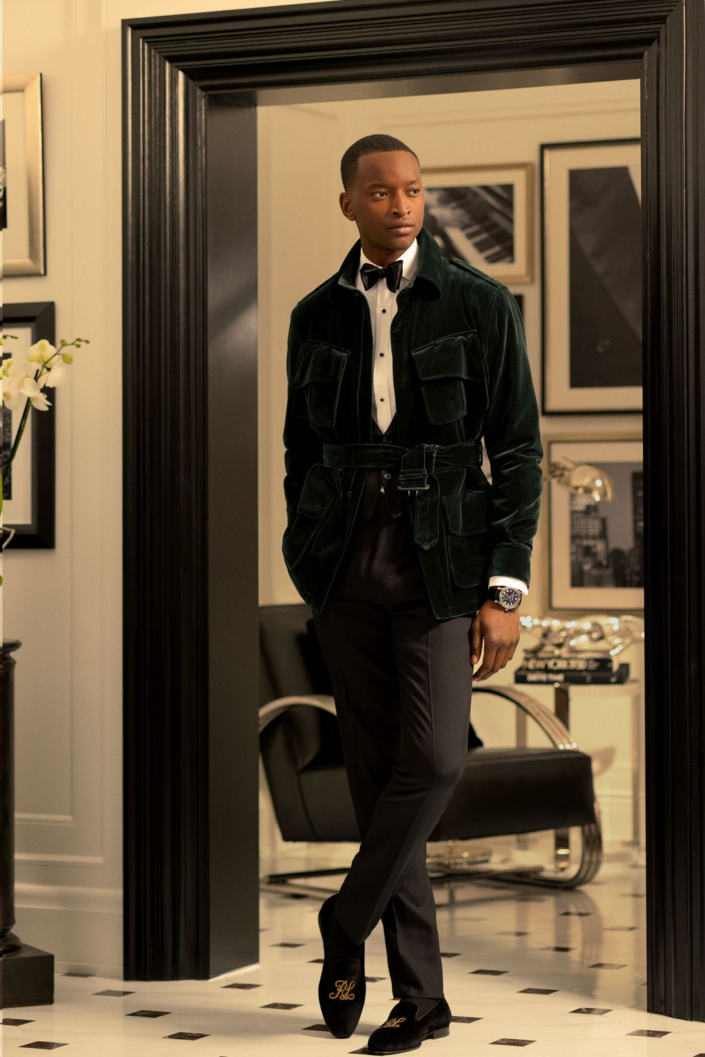 Fashion Week New York Fall/Winter 2024 look 40 from the Ralph Lauren Purple Label collection menswear