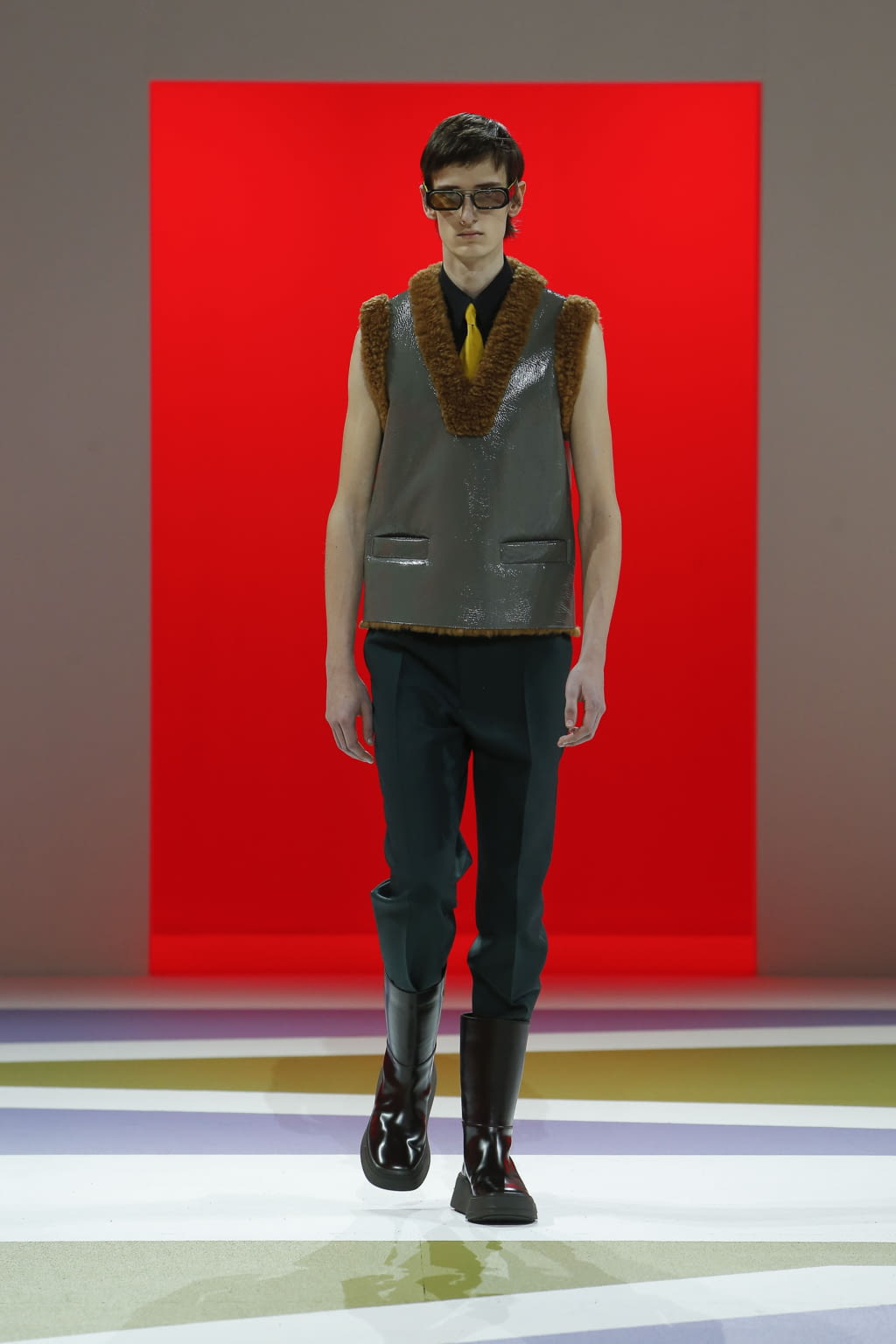 Fashion Week Milan Fall/Winter 2020 look 40 from the Prada collection menswear
