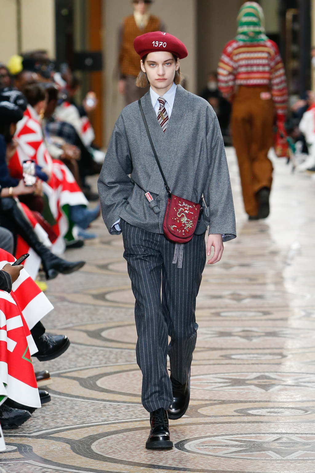 Fashion Week Paris Fall/Winter 2022 look 42 from the Kenzo collection menswear