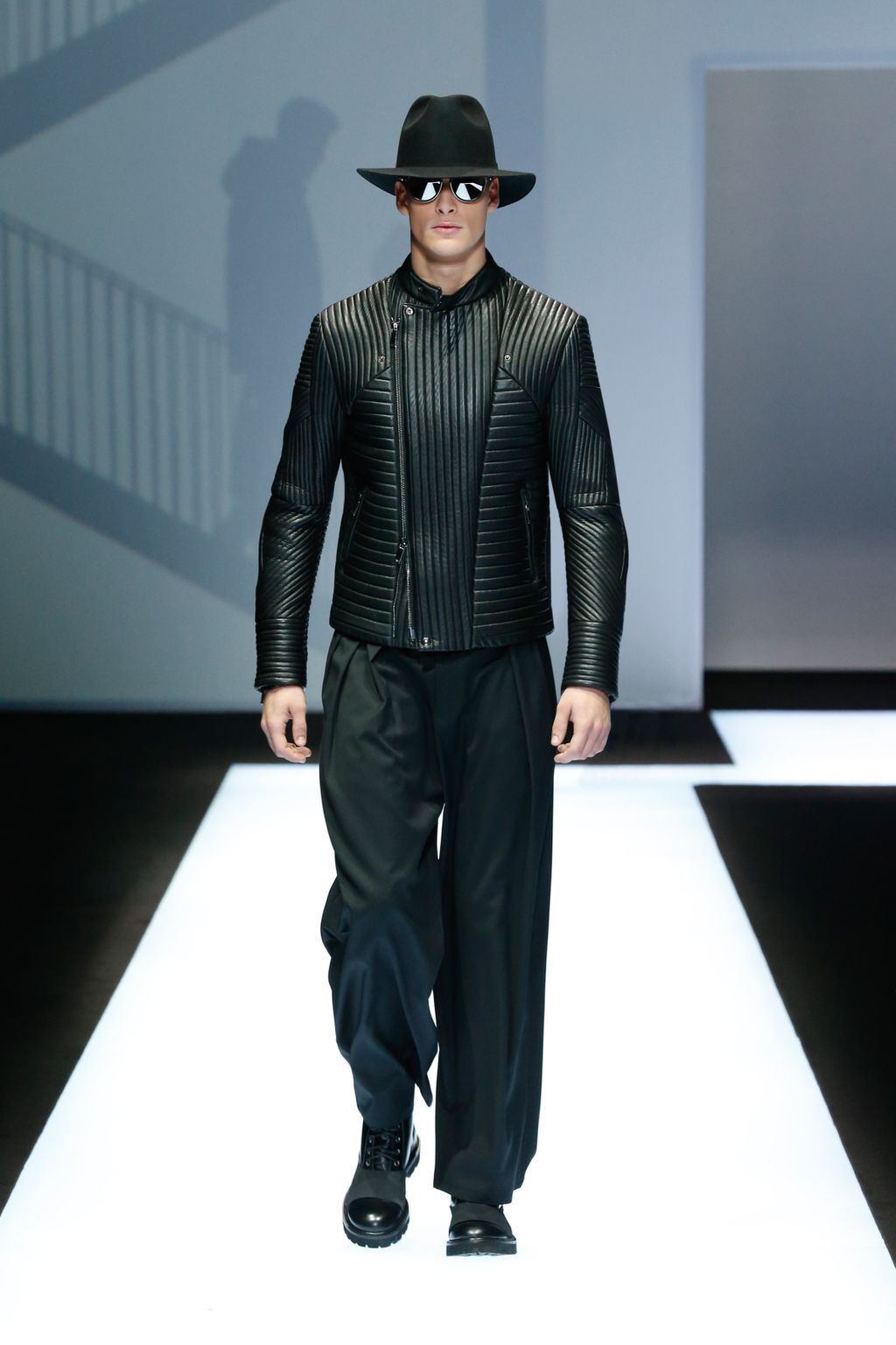 Fashion Week Milan Fall/Winter 2017 look 42 from the Emporio Armani collection menswear