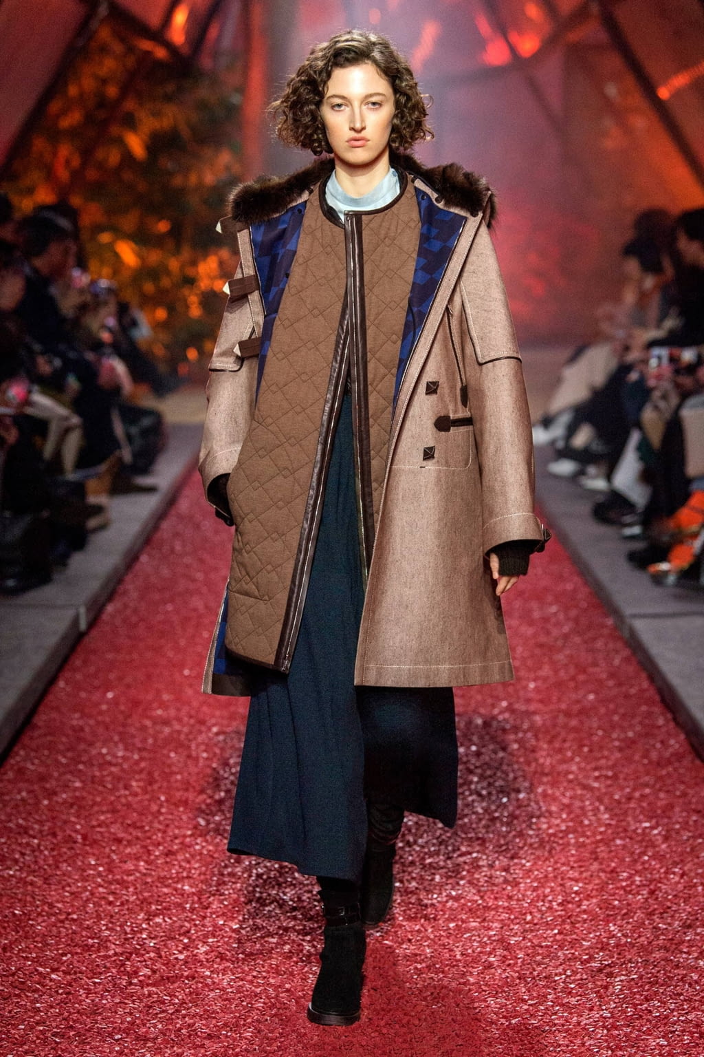 Fashion Week Paris Fall/Winter 2018 look 42 de la collection Hermès womenswear