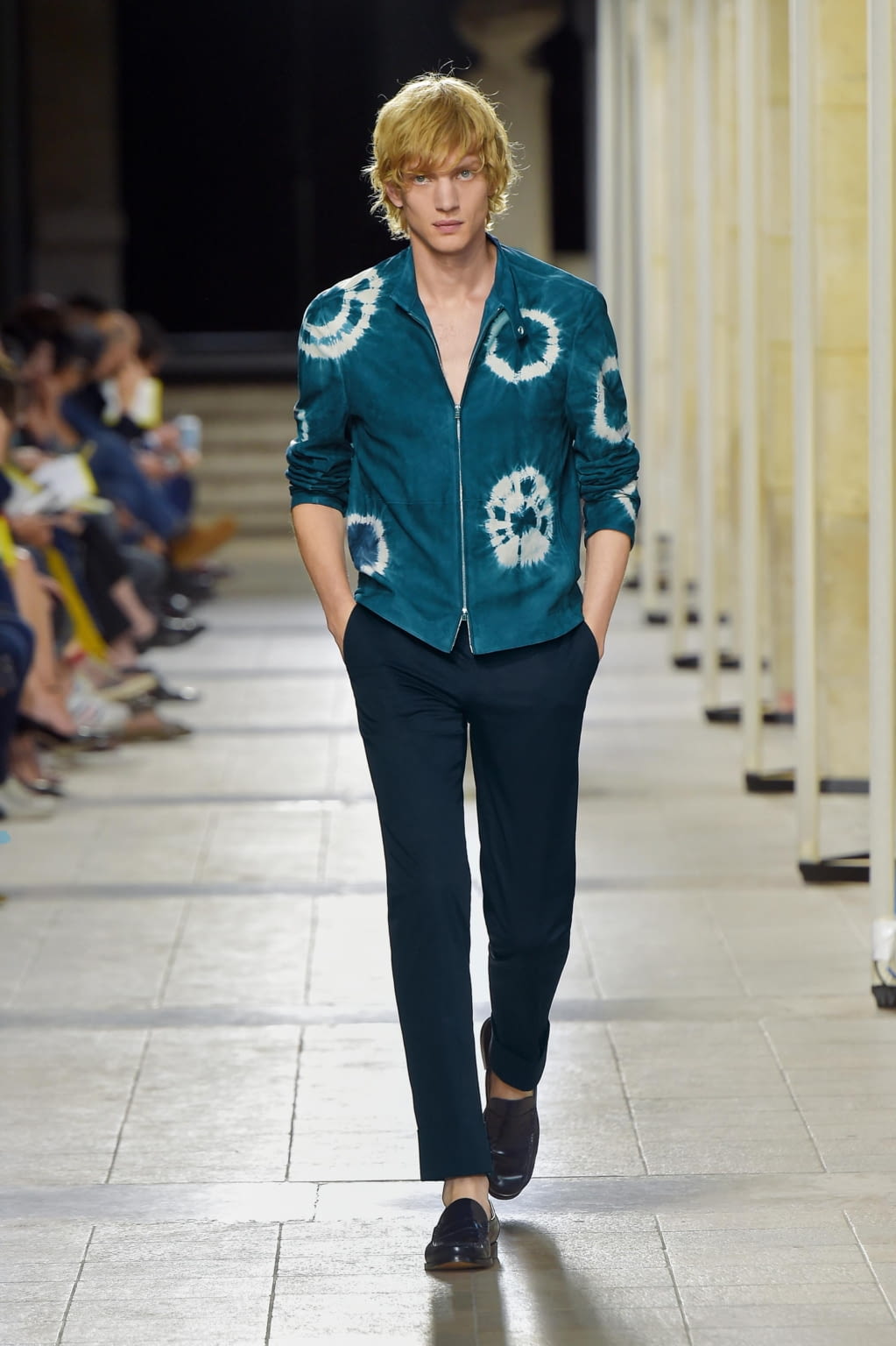 Fashion Week Paris Spring/Summer 2017 look 42 from the Hermès collection menswear