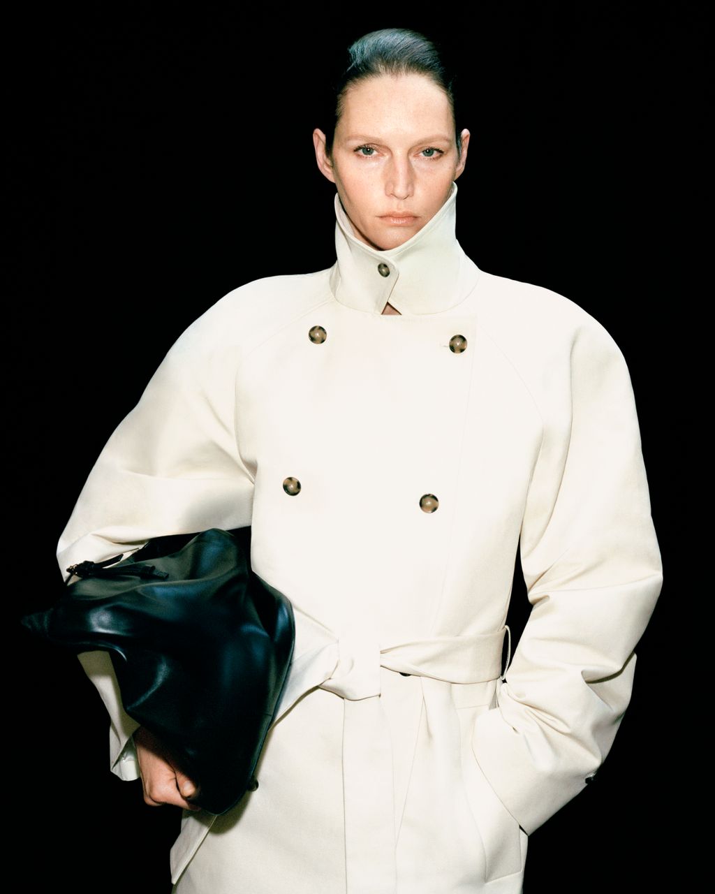 Fashion Week Paris Fall/Winter 2024 look 8 from the Loulou de Saison collection womenswear