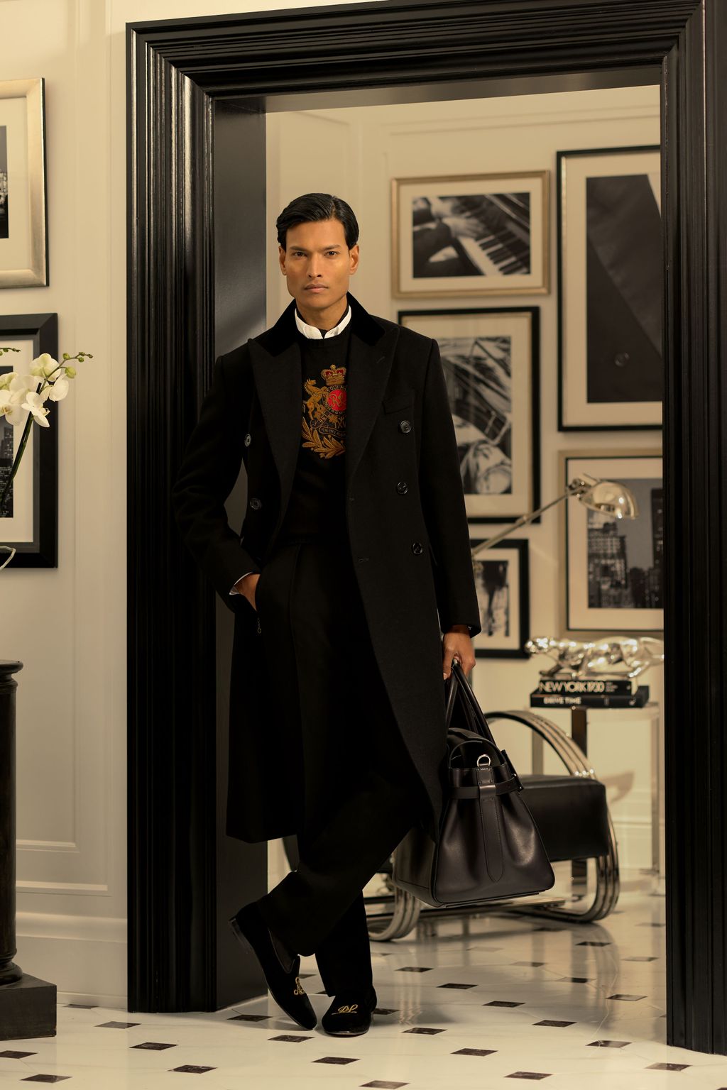 Fashion Week New York Fall/Winter 2024 look 44 from the Ralph Lauren Purple Label collection menswear